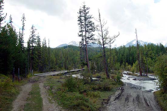 Мост через Актру возле перевалки