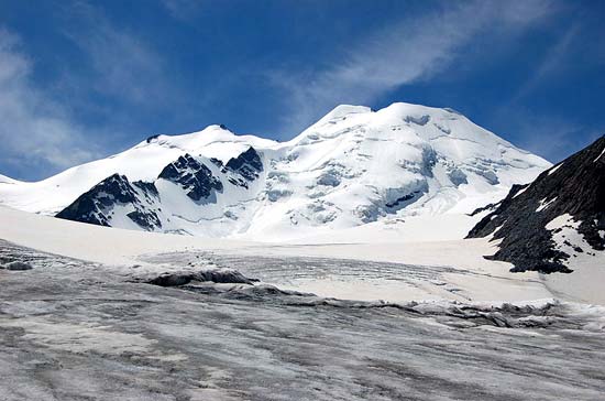 Талдуринский ледник. Ольга 3734 м.