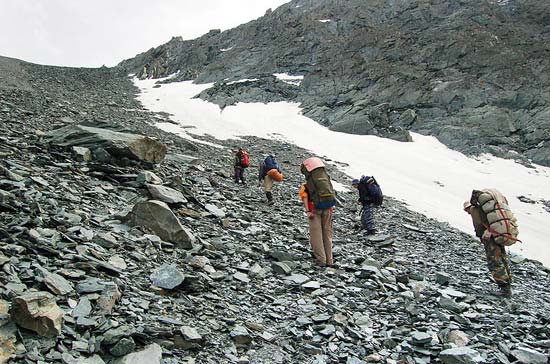 Перевал Ленинградский 3300 м (1Б).
