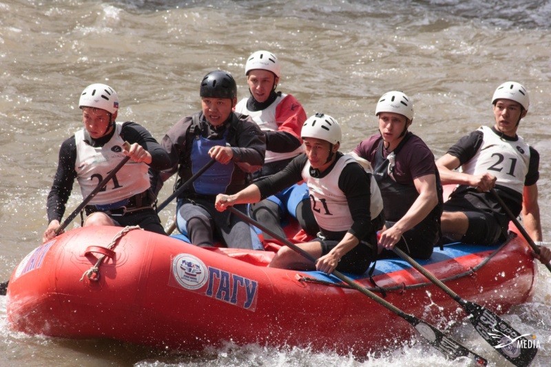 Соревнования на реке Сема