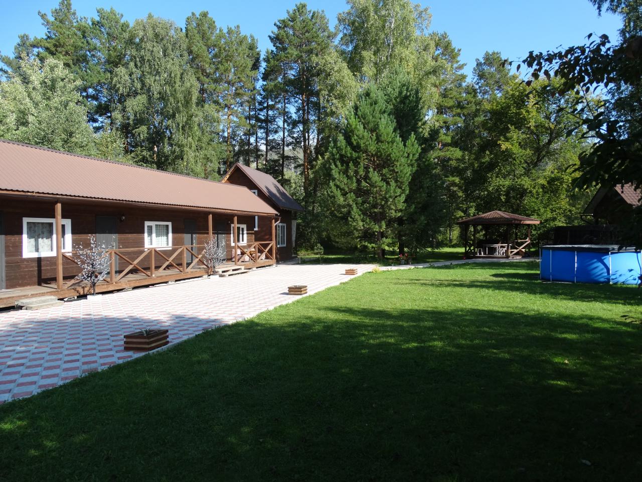 Корпус на три номера