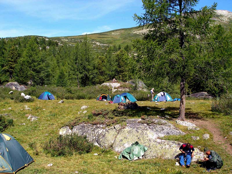 Стоянка на Алахинском озере