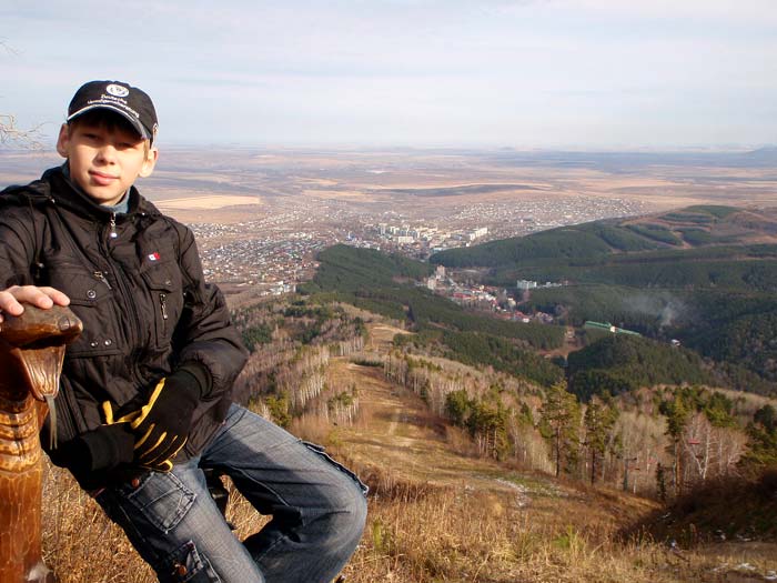 Вид с верхней площадки кресельного подъемника