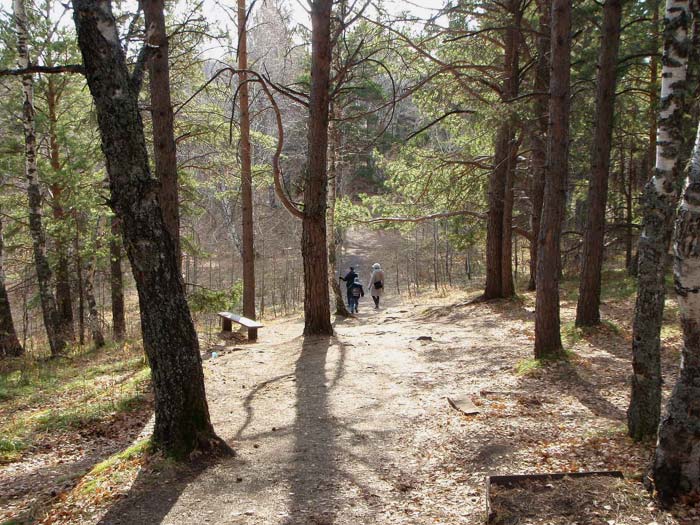 Дорожка к скале Церковка