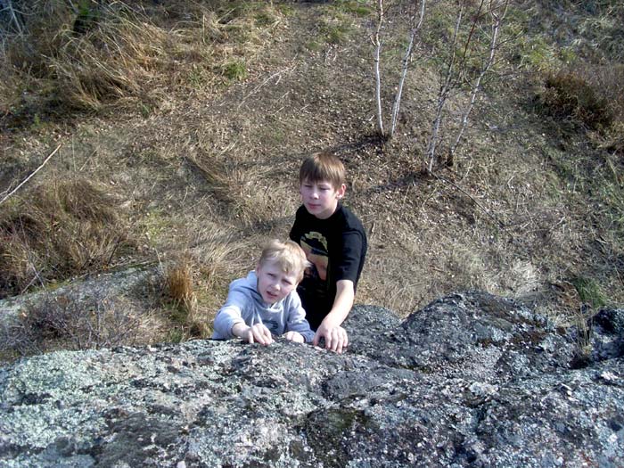 Юные скалалазы