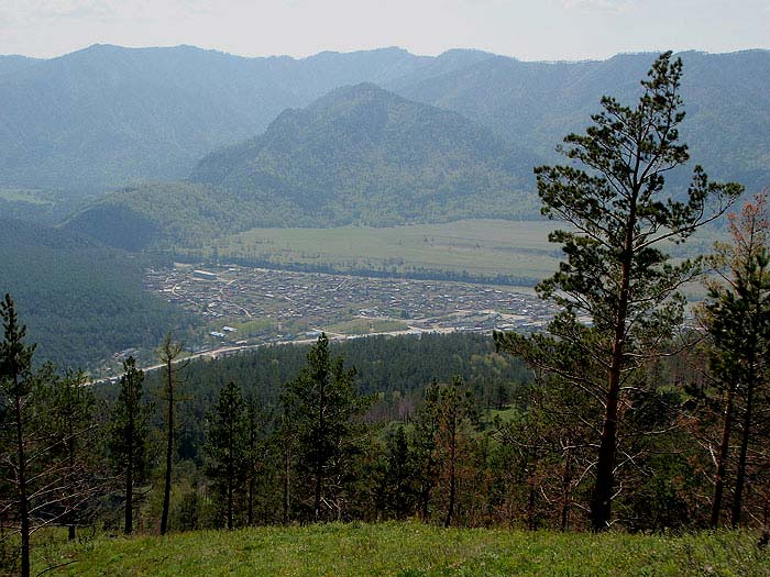 Вид на Чемал