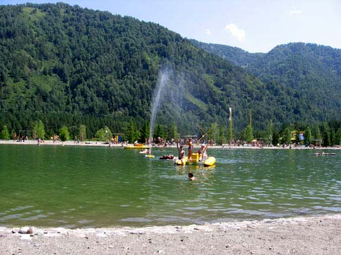 Искусственное озеро недалеко от базы Берель