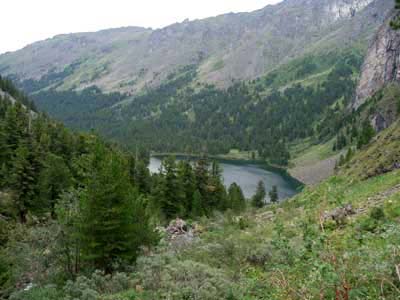 Показалось озеро!