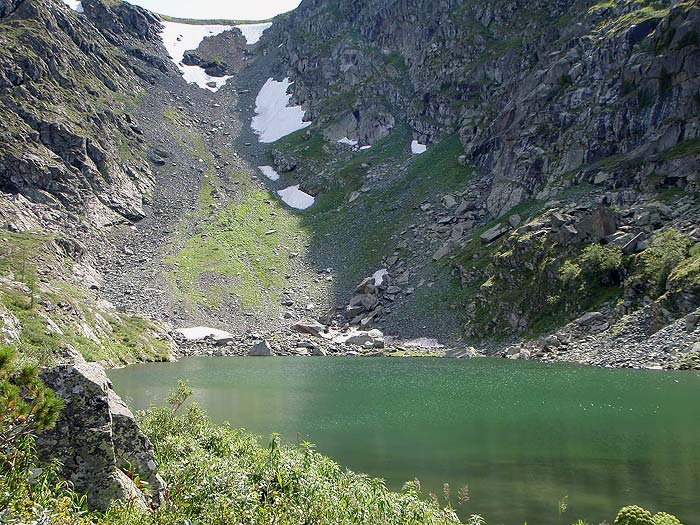 Второе озеро, взгляд в сторону пер. Багаташ