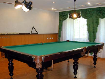 Бильярдный зал