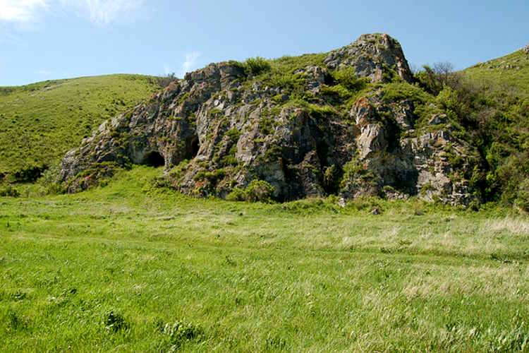 Пещера Загонная и пещера Летучих мышей
