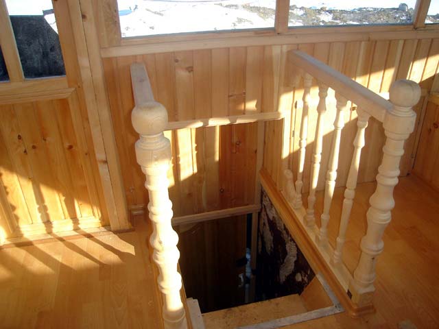 Внутри теплохода