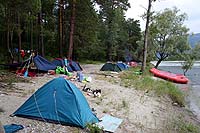 Горный Алтай-2005 : Сплав по Катуни на рафтах : Ночевка второго дня