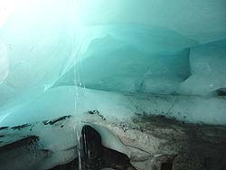 Горный Алтай : Ледники Актру : Внутри Малого Актру