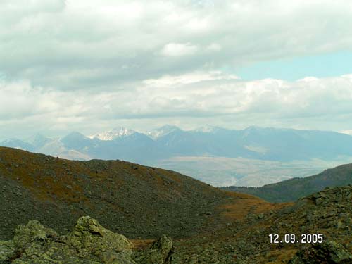 Долина и хребет