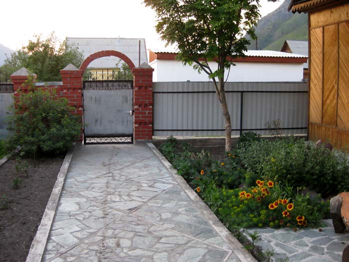 Дорожка к домику  