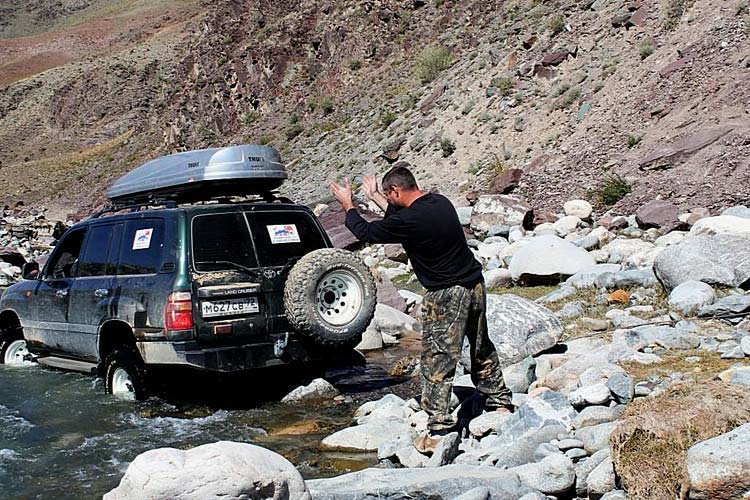 Без помошника не обойтись