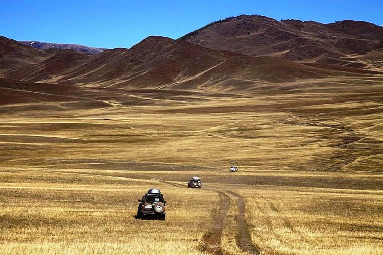 Осенние краски межгорных степей